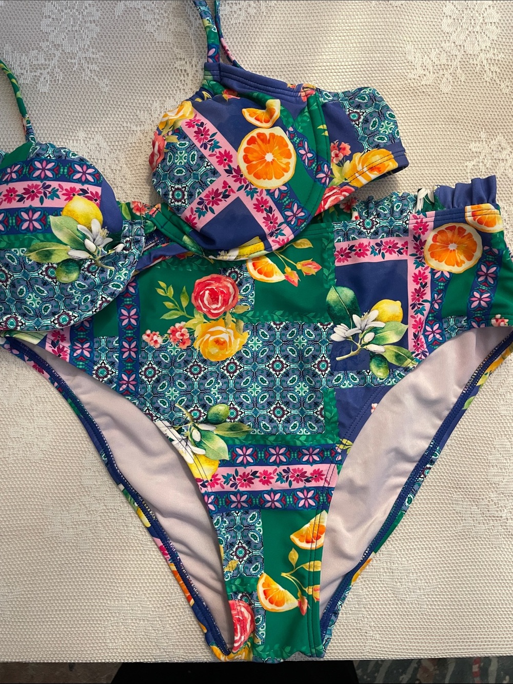 Cupshe Swim Two Piece Paisley and Flower Print Swimsuit. New with Tags